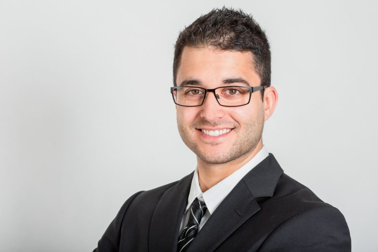 CV-foto, bewerbungsfoto, fotograf bewerbungen, zürich, winterthur, wallisellen, personal branding, business portrait, portrait, corporate portrait, porträt, bewerbungsbild, headshot, firmenportrait, mitarbeiter portrait